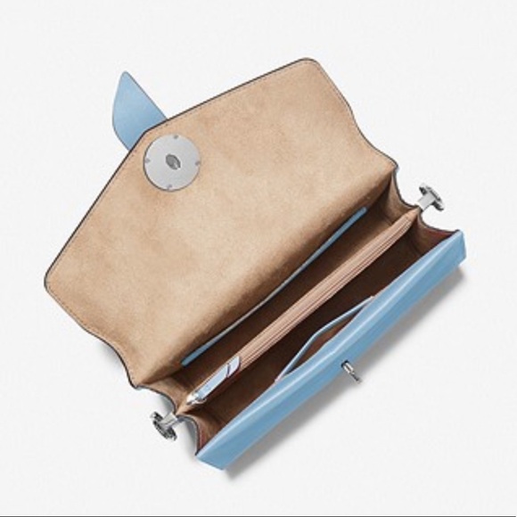 MICHAEL KORS 💙 Greenwich Medium Studded Saffiano Leather Shoulder Bag - Picture 4 of 14